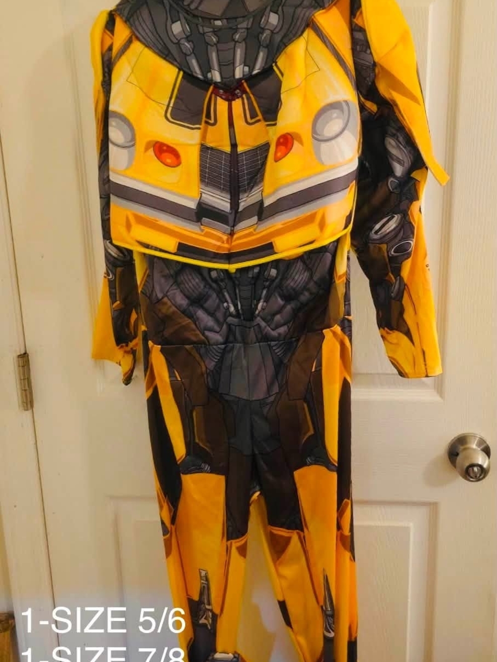 NWT Disguise Transformers Bumblebee Muscle Costume with Mask Kids Size 10/12.
